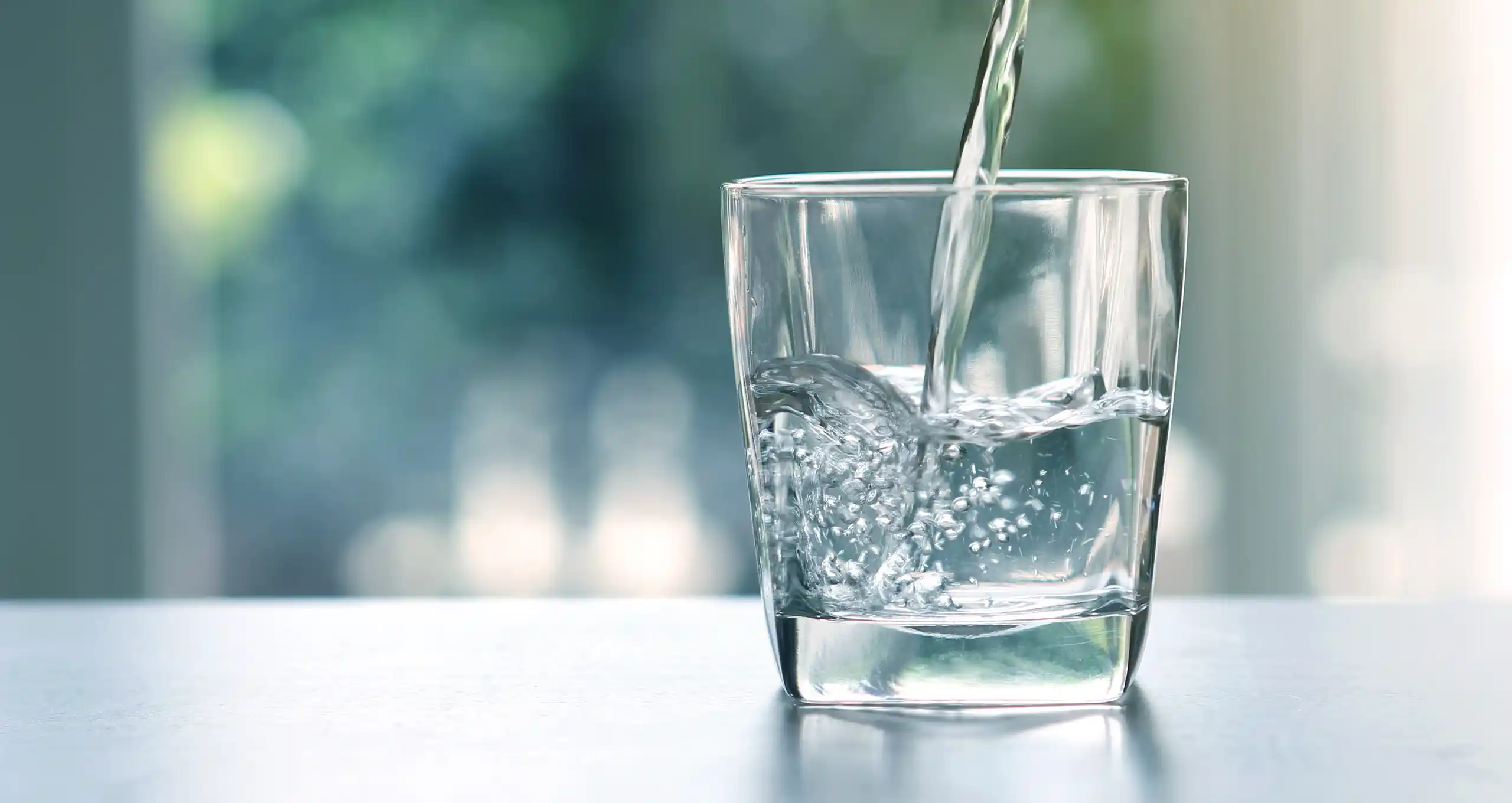 Alexin Analytical glass of drinking water